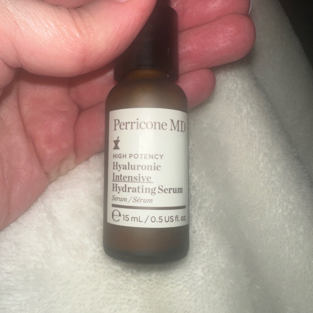 Perricone MD Hyaluronic Intensive Hydrating Serum